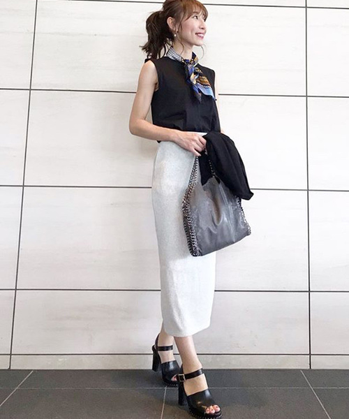 florist（フローリスト）の「ポーチ付き2WAYチェーンショルダーバック＆ハンドバック（ハンドバッグ・レディース・ネイビー/グレー/シルバー/ベージュ/ゴールド/ブラック・FREE）」の3枚目の写真