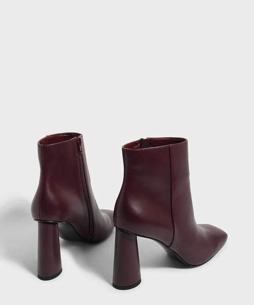 CHARLES & KEITH(チャールズ & キース)の「スクエアトゥカフブーツ / SQUARE TOE CALF BOOTS(ブーツ・レディース・ブラック/バーガンディー・22.5cm/23cm/23.5cm/24.5cm/25cm/25.5cm)」の12枚目の写真