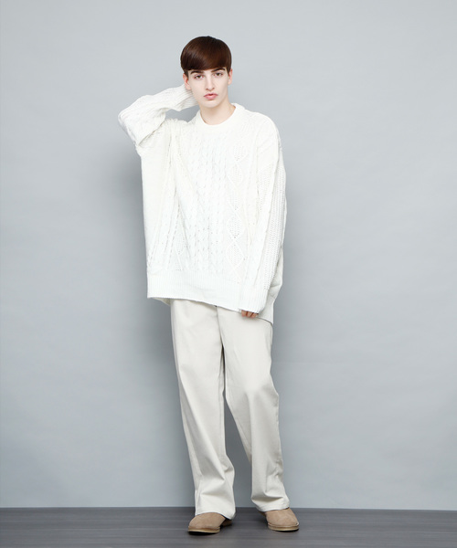 EMMA CLOTHES(エマクローズ)の「Uネックフィッシャーマンケーブル編みBIGシルエットニットセーター(ニット/セーター・メンズ・ライトグレー/ブラック/オフホワイト/杢グレー/チャコール・FREE)」の12枚目の写真