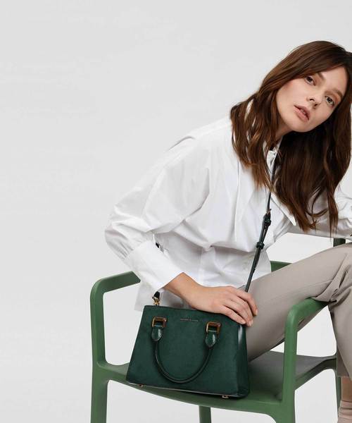 CHARLES & KEITH（チャールズ & キース）の「クラシックトップハンドルハンドバッグ / Classic Top Handle Handbag（ハンドバッグ・レディース・ダークグリーン/マスタード/ベビーピンク/プラム・M）」の20枚目の写真