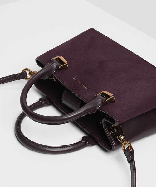 CHARLES & KEITH（チャールズ & キース）の「クラシックトップハンドルハンドバッグ / Classic Top Handle Handbag（ハンドバッグ・レディース・ダークグリーン/マスタード/ベビーピンク/プラム・M）」の22枚目の写真