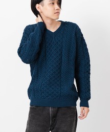 CARRAIG DONN（キャレイグドン）の「アラン模様Vネックセーター（ニット/セーター）」