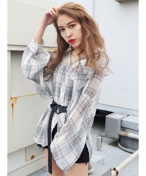 EMODA（エモダ）の「ボーイズエアリーシャツ（シャツ/ブラウス・レディース・ホワイト/ブラック/ブルー・FREE）」の7枚目の写真