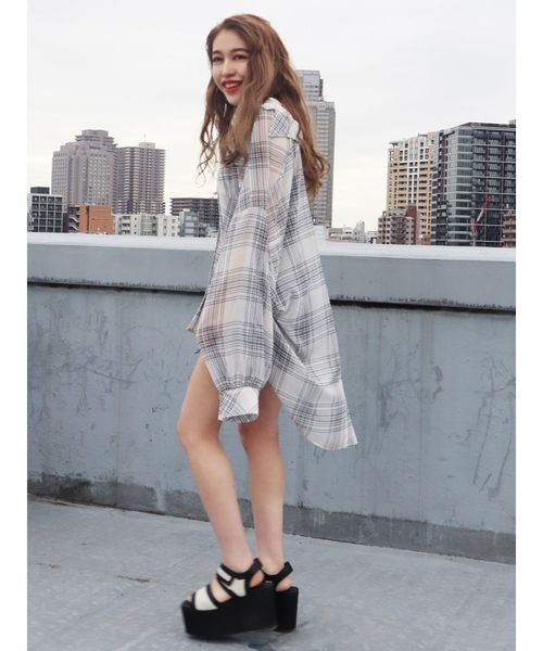 EMODA（エモダ）の「ボーイズエアリーシャツ（シャツ/ブラウス・レディース・ホワイト/ブラック/ブルー・FREE）」の8枚目の写真