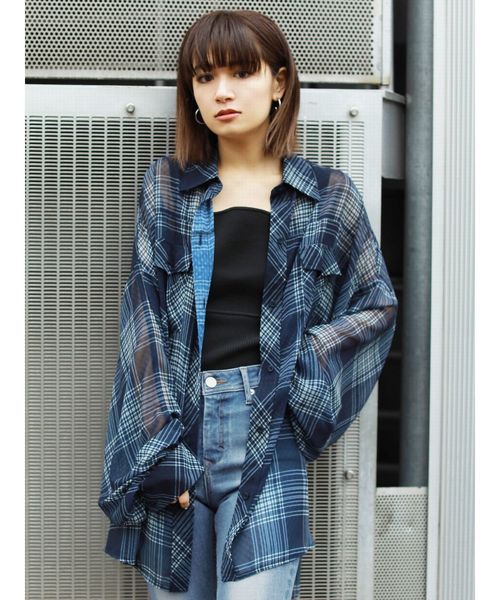 EMODA（エモダ）の「ボーイズエアリーシャツ（シャツ/ブラウス・レディース・ホワイト/ブラック/ブルー・FREE）」の11枚目の写真