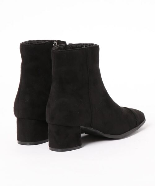 KOBE LETTUCE（コウベレタス）の「スクエアトゥライナーファーショートブーツ（ブーツ・レディース・ブラック/ダークブラウン/ブラック系その他/ブラウン系その他/グレイッシュベージュ/ブラウン系その他2/ブラック系その他2/アイボリー/キャメル/ホワイト系/ブラック系/ブラウン系/ブラック系その他3・S/M/L/LL）」の19枚目の写真