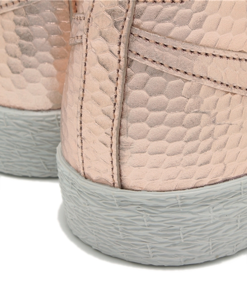 NIKE（ナイキ）の「ナイキ ウィメンズ ブレイザー NIKE WMNS BLAZER MID CUT OUT PRM 644407-900（スニーカー・レディース・ゴールド・23cm/24.5cm/23.5cm/24cm）」の7枚目の写真