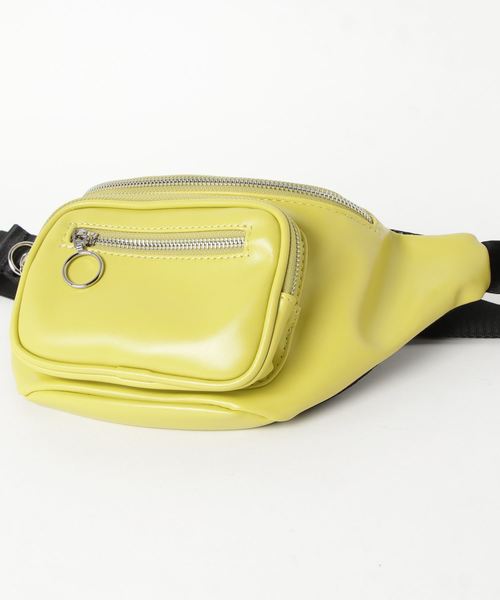 WEGO（ウィゴー）の「WEGO/リングジップフェイクレザーウエストバッグ（ボディバッグ/ウエストポーチ・レディース・ブラック/ベージュ/ライム/シルバー・FREE）」の15枚目の写真