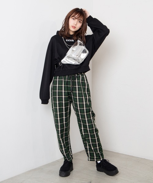 WEGO（ウィゴー）の「WEGO/リングジップフェイクレザーウエストバッグ（ボディバッグ/ウエストポーチ・レディース・ブラック/ベージュ/ライム/シルバー・FREE）」の5枚目の写真