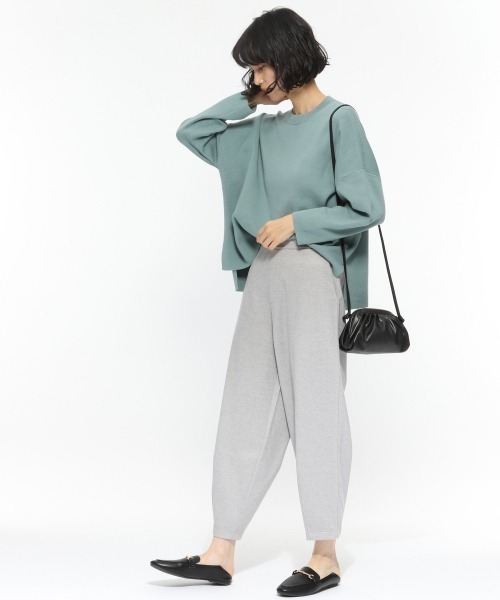 LAKOLE（ラコレ）の「起毛ツイルバレルパンツ（その他パンツ・レディース・ライトグレー/ブラック/アイボリー・SMALL/MEDIUM）」の10枚目の写真