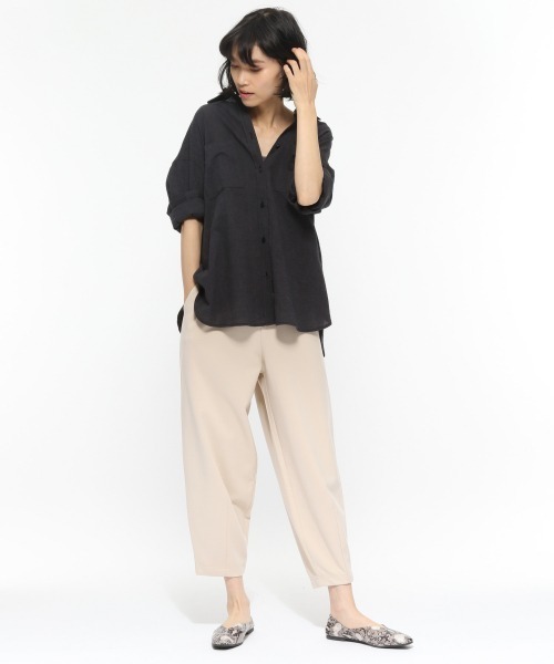 LAKOLE（ラコレ）の「起毛ツイルバレルパンツ（その他パンツ・レディース・ライトグレー/ブラック/アイボリー・SMALL/MEDIUM）」の12枚目の写真