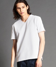 タックボーダー柄VネックTシャツ