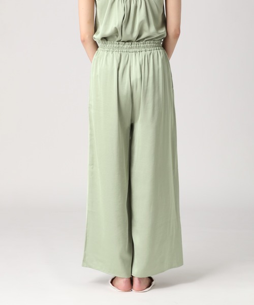 bijorie（ビジュリィ）の「サテンワイドパンツ（ルームウェア/パジャマ・レディース・ラベンダー/ミント/ネイビー・FREE）」の19枚目の写真