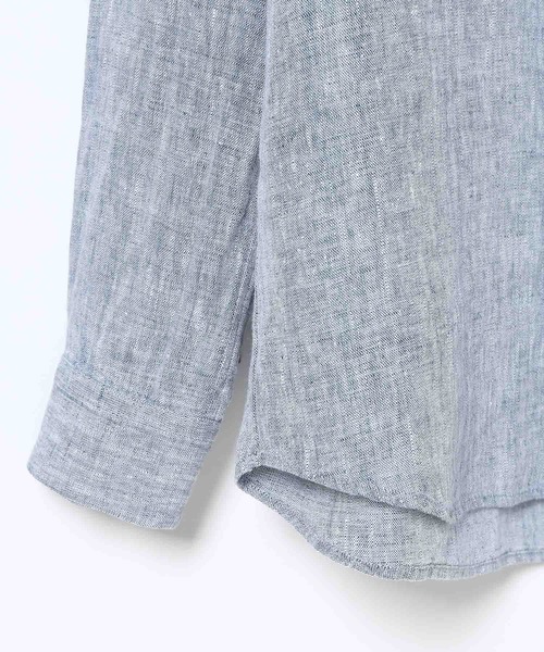 ADAM ET ROPE'（アダムエロペ）の「ベルギーリネン セミワイドカラーシャツ（シャツ/ブラウス・メンズ・ブラック/ホワイト系その他2/ブルー系その他5・S/M/L）」の6枚目の写真