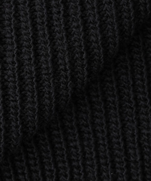 LEPSIM（レプシィム）の「【お家で洗える】3Gイタリアニット　885029（ニット/セーター・レディース・グレイッシュベージュ/レッドパープル/ブラック/ネイビー・FREE）」の17枚目の写真