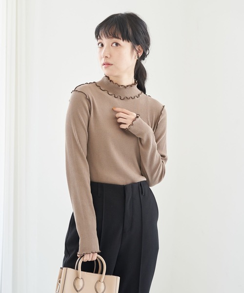 earth music&ecology（アースミュージックアンドエコロジー）の「配色メローリブプルオーバー　＊（Tシャツ/カットソー・レディース・アイボリー/ブラック/ベージュ/モカ・FREE）」の3枚目の写真