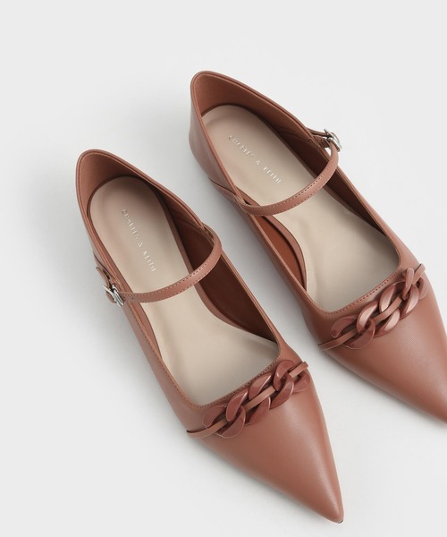 CHARLES & KEITH(チャールズ & キース)の「チェーンリンク メリージェーンフラット / Chain-Link Mary Jane Flats(パンプス・レディース・ブラック/ライトベージュ/レンガ・22.5cm/23cm/23.5cm/24.5cm/25cm/25.5cm)」の9枚目の写真