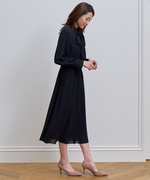 【極美品】ANAYI アナイ シアードビー ボウタイプリーツ ワンピース ANAYI（アナイ）の「シアードビーボウタイプリーツ ワンピース