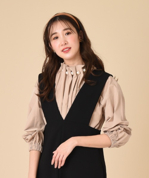 INTERPLANET（インタープラネット）の「【ａｎａｎａ】ＢＩＧパールネックブラウス（シャツ/ブラウス・レディース・ベージュ/オフホワイト/ブラック・FREE）」の9枚目の写真