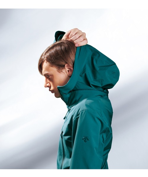 DESCENTE ストリームラインシェルジャケット DESCENTE ALLTERRAIN（デサント オルテライン）の「ストリーム