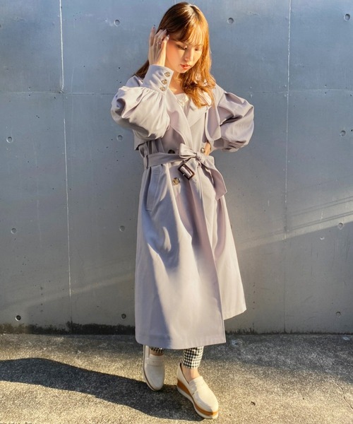 one after another NICE CLAUP(ワンアフターアナザーナイスクラップ)の「パリジェンヌ風トレンチコート(トレンチコート・レディース・ベージュ/サックスブルー/アイボリー・FREE)」の22枚目の写真