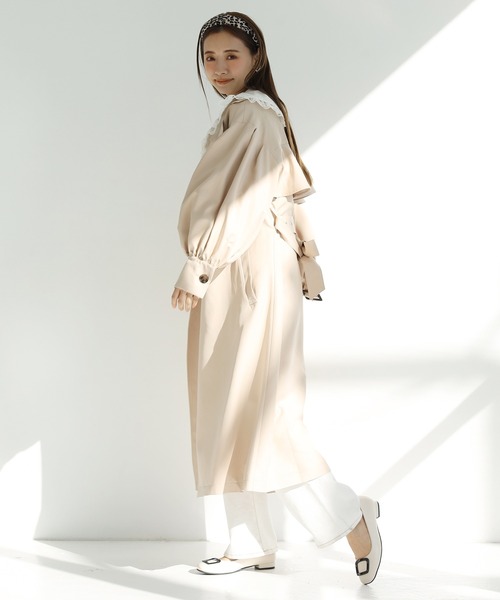 one after another NICE CLAUP(ワンアフターアナザーナイスクラップ)の「パリジェンヌ風トレンチコート(トレンチコート・レディース・ベージュ/サックスブルー/アイボリー・FREE)」の8枚目の写真