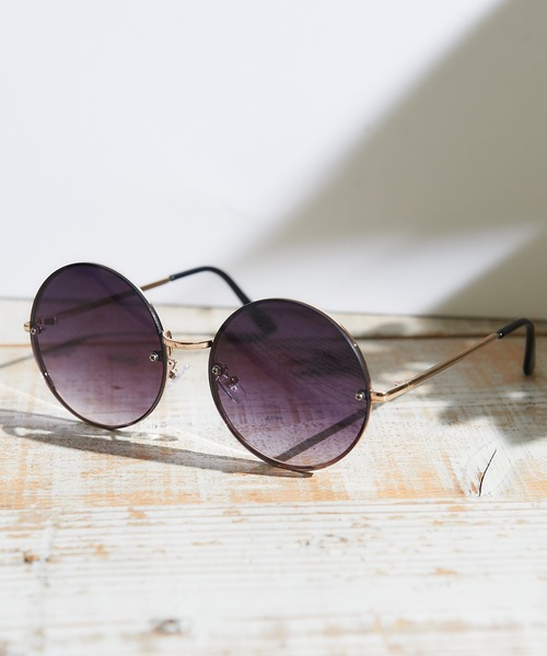 Sakka（サッカ）の「UVカット カラーレンズサングラス（サングラス・メンズ・その他20/H/P/X/その他5/その他13/F/N/V/その他3/その他11/その他19/E/M/U/その他2/その他10/その他18/B/J/R/Z/その他7/その他15/C/K/S/その他/その他8/その他16/A/I/Q/Y/その他6/その他14/D/L/T/その他1/その他9/その他17/G/O/W/その他4/その他12・FREE）」の3枚目の写真