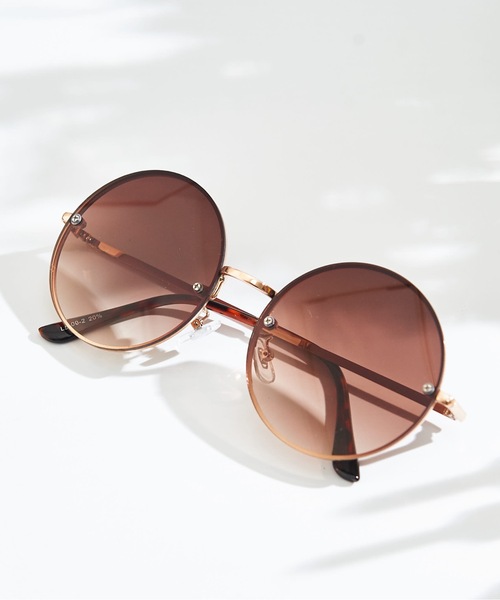 Sakka（サッカ）の「UVカット カラーレンズサングラス（サングラス・メンズ・その他20/H/P/X/その他5/その他13/F/N/V/その他3/その他11/その他19/E/M/U/その他2/その他10/その他18/B/J/R/Z/その他7/その他15/C/K/S/その他/その他8/その他16/A/I/Q/Y/その他6/その他14/D/L/T/その他1/その他9/その他17/G/O/W/その他4/その他12・FREE）」の4枚目の写真