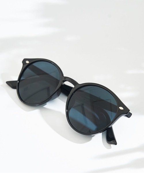 Sakka（サッカ）の「UVカット カラーレンズサングラス（サングラス・メンズ・その他20/H/P/X/その他5/その他13/F/N/V/その他3/その他11/その他19/E/M/U/その他2/その他10/その他18/B/J/R/Z/その他7/その他15/C/K/S/その他/その他8/その他16/A/I/Q/Y/その他6/その他14/D/L/T/その他1/その他9/その他17/G/O/W/その他4/その他12・FREE）」の7枚目の写真