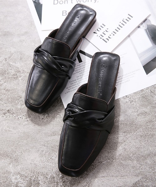 Futier land（フューティアランド）の「パイピングフラットローファーサボ（サンダル・レディース・ブラック/キャメル/アイボリー・38/40/36/39/37）」の13枚目の写真