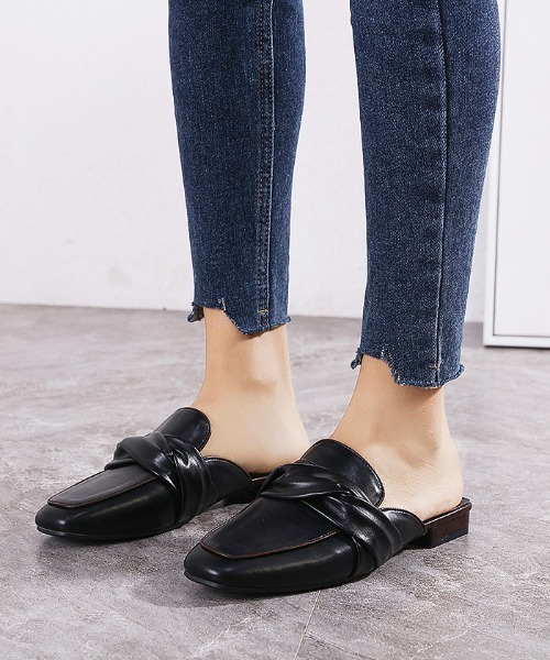 Futier land（フューティアランド）の「パイピングフラットローファーサボ（サンダル・レディース・ブラック/キャメル/アイボリー・38/40/36/39/37）」の16枚目の写真