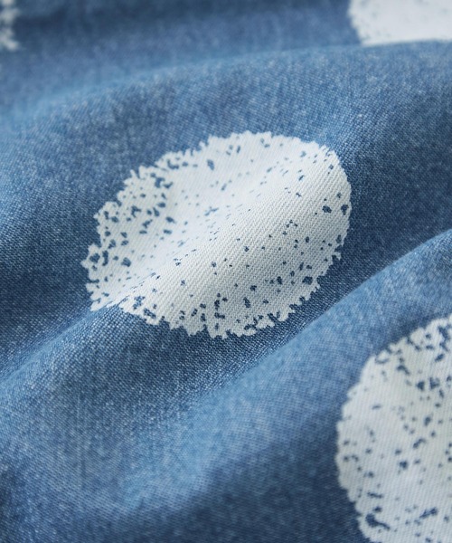 CUBE SUGAR（キューブシュガー）の「抜染ドットプリント デニム クルーネック Ｔシャツ（Tシャツ/カットソー・レディース・ライトブルー/インディゴブルー・M）」の18枚目の写真