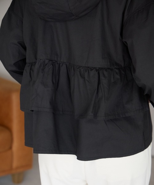 バックギャザーフリルマウンテンパーカー（マウンテンパーカー）｜Fizz