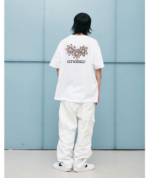 ISTKUNST(イストクンスト)の「『ISTKUNST/イストクンスト』FLOWER FRIENDS TEE/フラワーフレンズプリント 半袖Tシャツ ハーフスリーブカットソー(Tシャツ/カットソー・レディース・ホワイト/パープル/ネイビー・M/L)」の6枚目の写真
