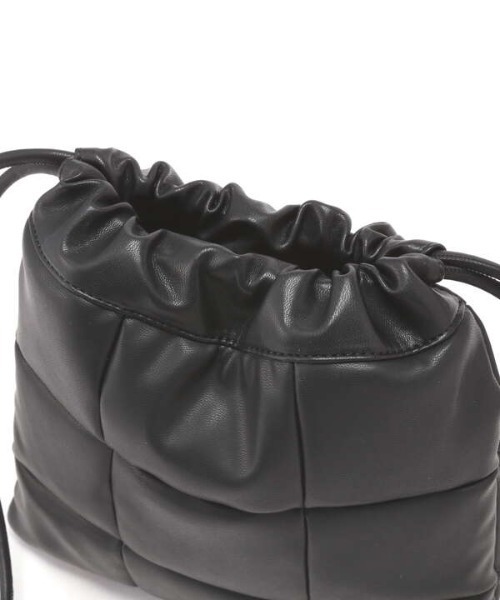 N.（N. Natural Beauty Basic）（エヌエヌナチュラルビューティーベーシック）の「◆キルティング巾着ショルダーバッグ（ショルダーバッグ・レディース・オフホワイト/ブラック・ﾌﾘ-）」の13枚目の写真