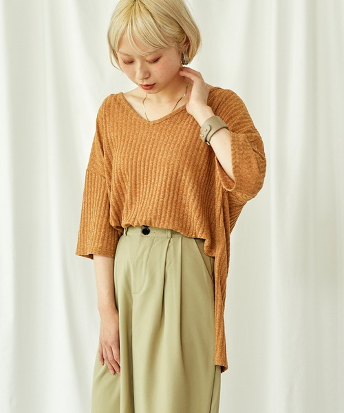 toucher du brise（トゥシェドブリーズ）の「オーバーサイズリブブラウス（Tシャツ/カットソー・レディース・ホワイト/ブラック/ベージュ・M）」の3枚目の写真