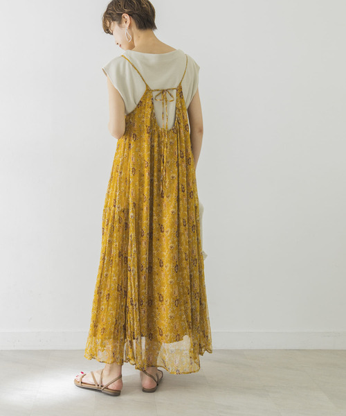 URBAN RESEARCH（アーバンリサーチ）の「Ryシフォンフラワーキャミワンピース（ワンピース・レディース・ネイビー/レッド系その他/イエロー・FREE）」の16枚目の写真