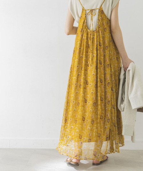 URBAN RESEARCH（アーバンリサーチ）の「Ryシフォンフラワーキャミワンピース（ワンピース・レディース・ネイビー/レッド系その他/イエロー・FREE）」の17枚目の写真