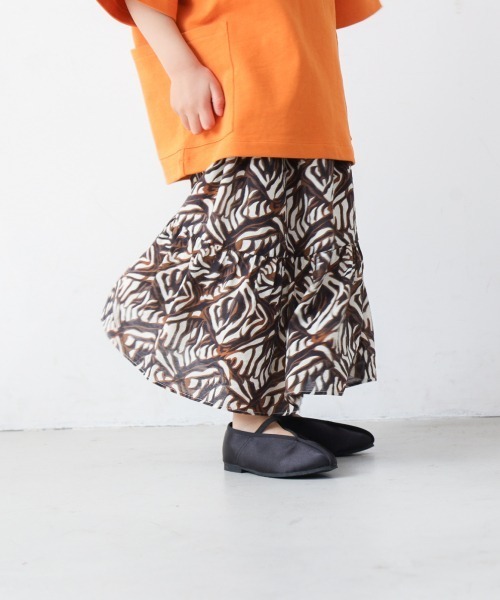 LOWRYS FARM(ローリーズファーム)の「アフリカンティアードスカート 944123(スカート・キッズ・ブラック/ブラウン・110cm/120cm/130cm)」の1枚目の写真