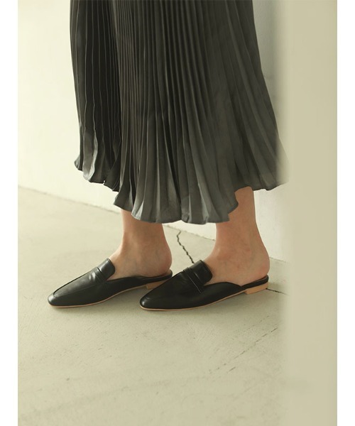 ACYM(アシーム)の「Flat comfot シューズ(スリッポン・レディース・ホワイト/ブラック・SMALL/MEDIUM/LARGE)」の7枚目の写真