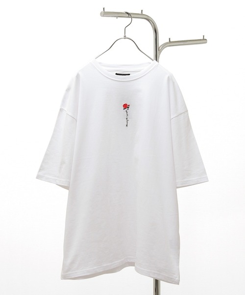 ZIP FIVE(ジップファイブ)の「【ZIP FIVE】オーバーサイズ 薔薇刺繍半そでTシャツ(Tシャツ/カットソー・メンズ・ホワイト/ブラック/ホワイト系/ブラック系・MEDIUM/LARGE)」の2枚目の写真