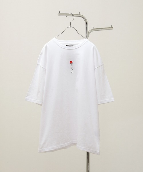 ZIP FIVE(ジップファイブ)の「【ZIP FIVE】オーバーサイズ 薔薇刺繍半そでTシャツ(Tシャツ/カットソー・メンズ・ホワイト/ブラック/ホワイト系/ブラック系・MEDIUM/LARGE)」の7枚目の写真