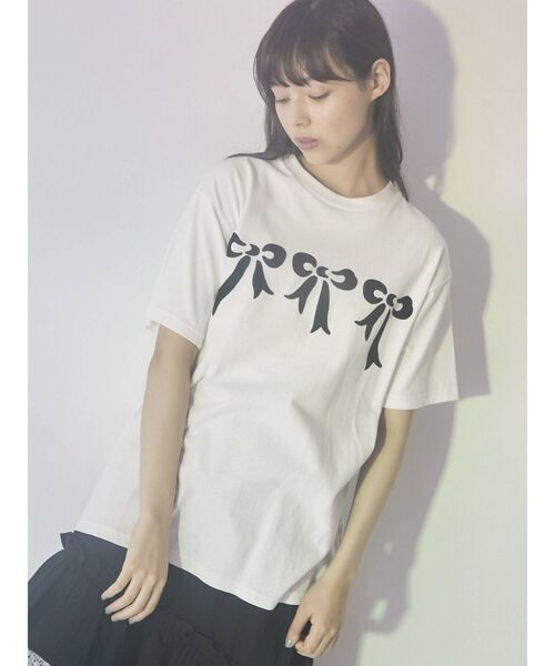 merry jenny（メリージェニー）の「フロッキーリボンTシャツ（Tシャツ/カットソー・レディース・ブラック/オフホワイト/ピンク・FREE）」の4枚目の写真