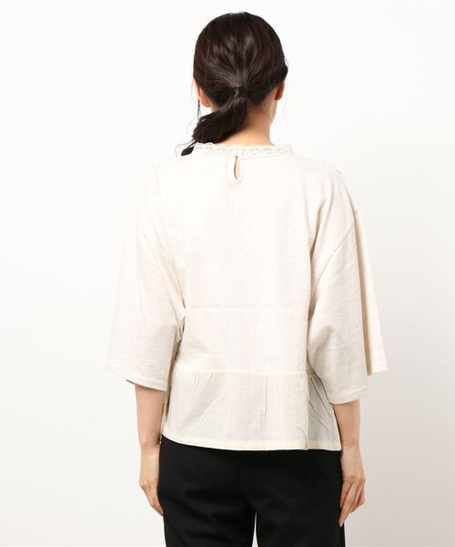 Samansa Mos2（サマンサ モスモス）の「オーバーレース切替カットソー（Tシャツ/カットソー・レディース・ベージュ/オフホワイト/ブラック・ﾌﾘ-）」の4枚目の写真