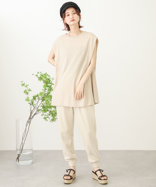 SENSE OF PLACE by URBAN RESEARCH（センスオブプレイスバイアーバンリサーチ）の「ショルダータックチュニックトップ（Tシャツ/カットソー・レディース・オフホワイト/ブラック/ベージュ・ONE）」の22枚目の写真