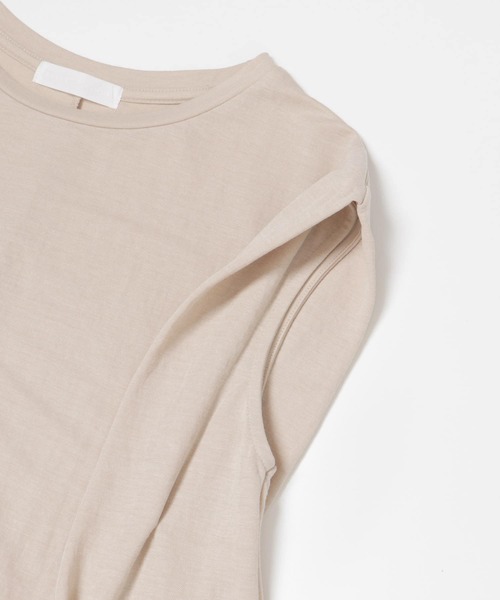 SENSE OF PLACE by URBAN RESEARCH（センスオブプレイスバイアーバンリサーチ）の「ショルダータックチュニックトップ（Tシャツ/カットソー・レディース・オフホワイト/ブラック/ベージュ・ONE）」の10枚目の写真