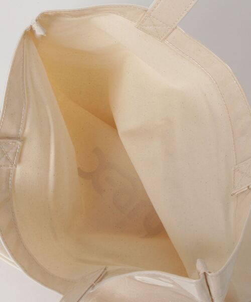 X-girl（エックスガール）の「MILLS LOGO TOTE BAG（トートバッグ・レディース・ブラック/ホワイト/マルチ・ONE SIZE）」の20枚目の写真