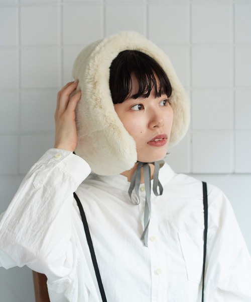 bulle de savon（ビュルデサボン）の「ラビットファー　みみあてマフラー（イヤーマフ・レディース・グレー/キナリ・FREE）」の12枚目の写真