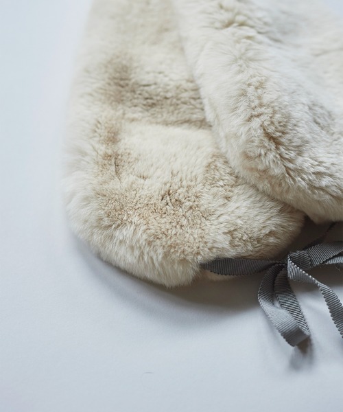 bulle de savon（ビュルデサボン）の「ラビットファー　みみあてマフラー（イヤーマフ・レディース・グレー/キナリ・FREE）」の19枚目の写真