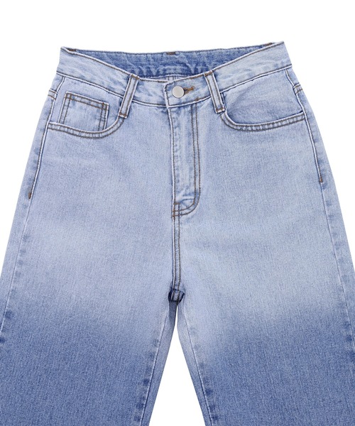 Figments（フィグメンツ）の「グラデーションフリンジデニムパンツ（デニムパンツ・レディース・ライトインディゴブルー・SMALL/MEDIUM/LARGE）」の6枚目の写真